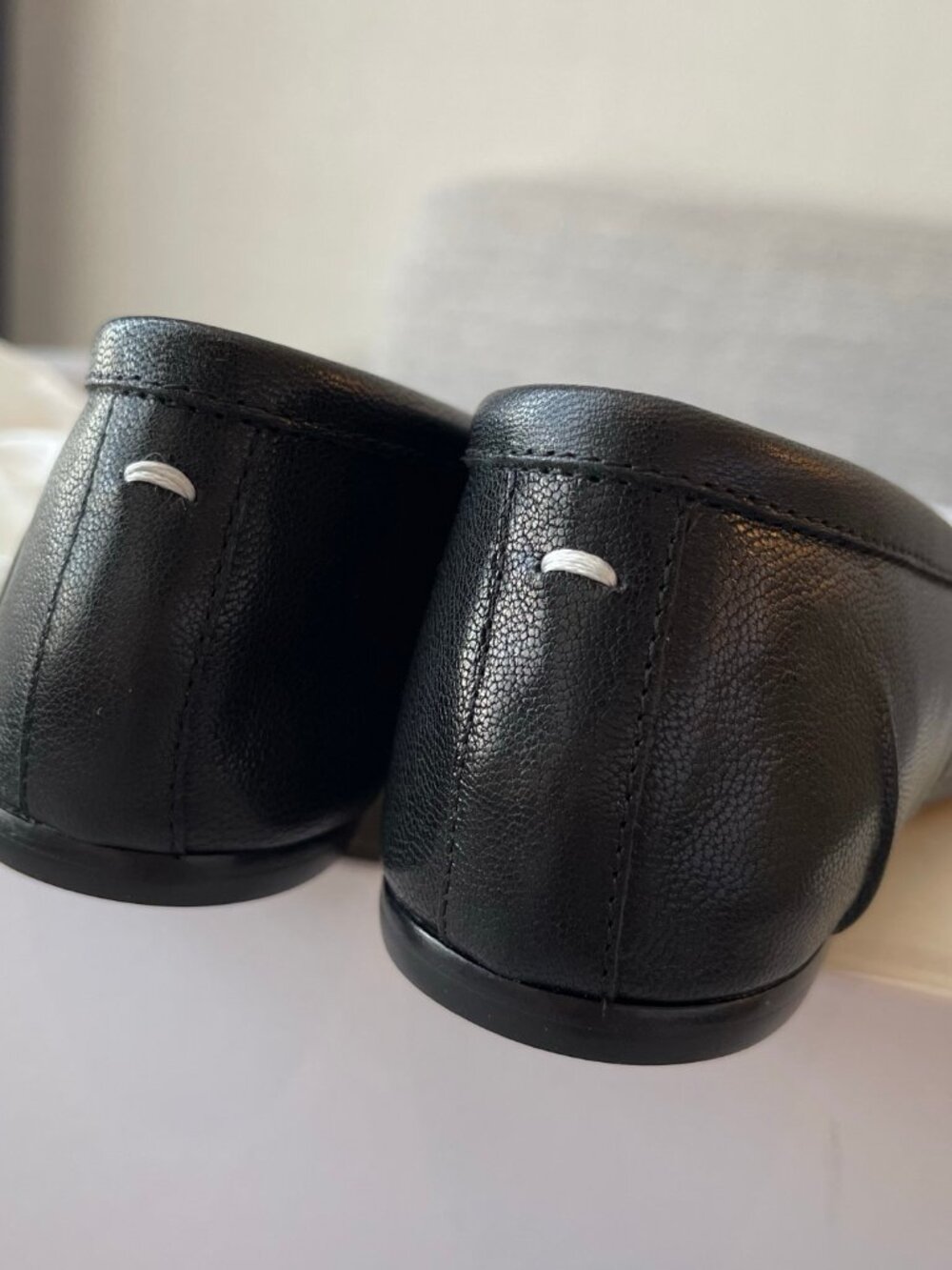 Maison Margiela Tabi Black Lambskin Leather Split‑Toe Ballet Flats Full Box Set - Picture 8 of 8